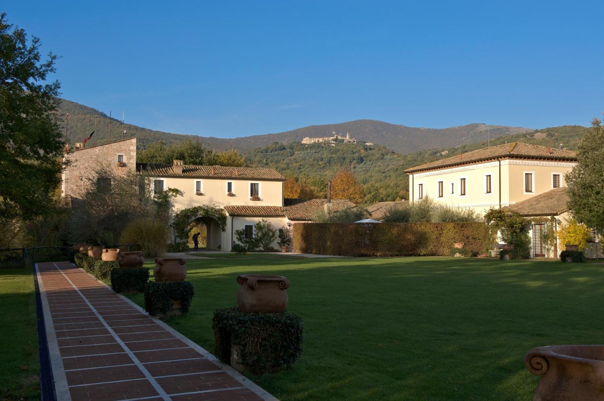 La Tenuta Dei Ciclamini Avigliano Umbro Exterior foto